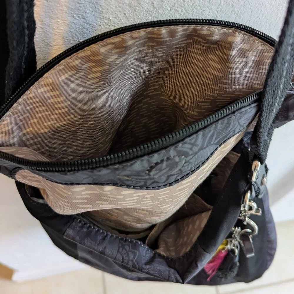 REDUCED Sakroots Eco-Twill Foldover Crossbody Charcoal/Black Spirit Desert - Picture 4 of 5